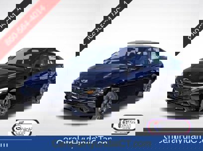 New 2025 Hyundai Elantra SEL w/ Cargo Package