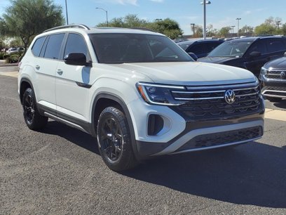 New 2025 Volkswagen Atlas Peak Edition SE