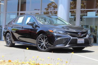 Used 2022 Toyota Camry SE