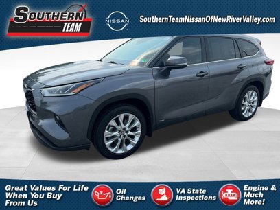 Used 2022 Toyota Highlander Limited