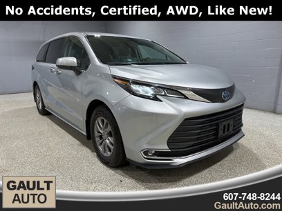 Certified 2023 Toyota Sienna XLE