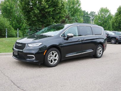 Used 2023 Chrysler Pacifica Limited