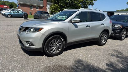 Used 2015 Nissan Rogue SL w/ SL Premium Package