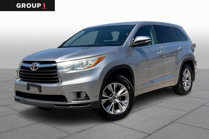 Used 2016 Toyota Highlander Plus