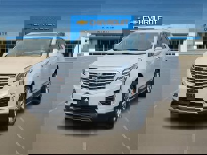 Used 2018 Cadillac XT5 Platinum w/ Driver Assist Package