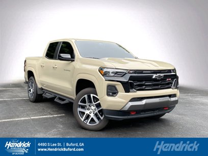 Used 2023 Chevrolet Colorado Z71 w/ Z71 Convenience Package 2