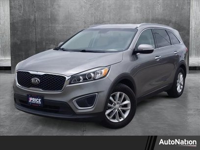 Used 2016 Kia Sorento LX w/ LX Convenience Package