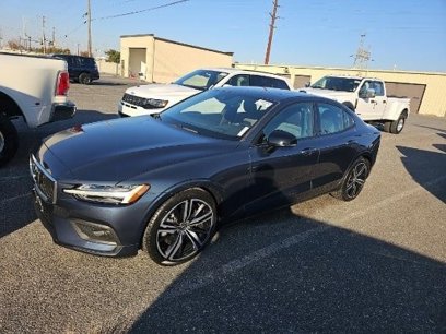 Used 2019 Volvo S60 T6 R-Design