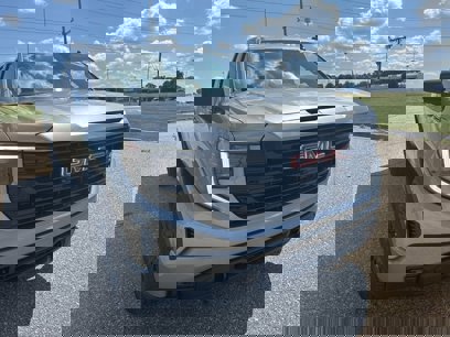 Used 2025 GMC Sierra 1500 Elevation