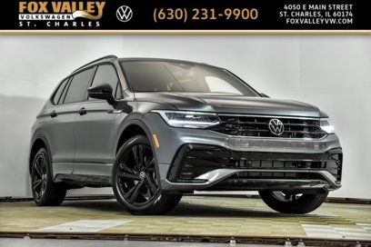 Certified 2023 Volkswagen Tiguan SE R-Line