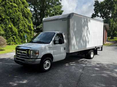 Used 2019 Ford E-450 and Econoline 450 Super Duty w/ Power Windows & Locks Group