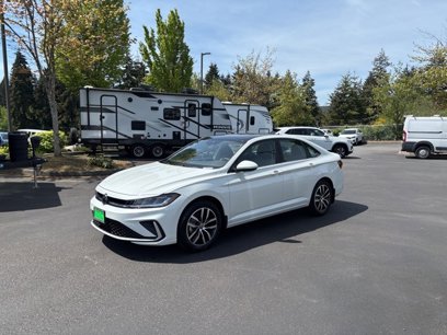 New 2025 Volkswagen Jetta SE