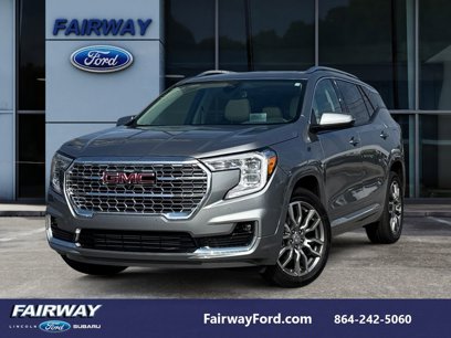 Used 2024 GMC Terrain Denali w/ Denali Premium Package