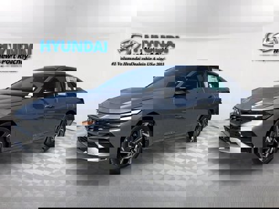 New 2025 Hyundai Elantra Sport