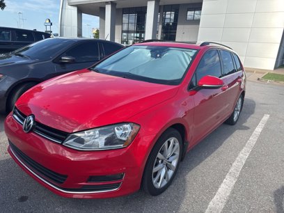 Used 2017 Volkswagen Golf SE