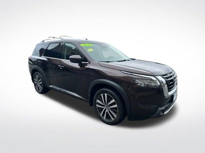 Used 2022 Nissan Pathfinder Platinum w/ Cargo Package