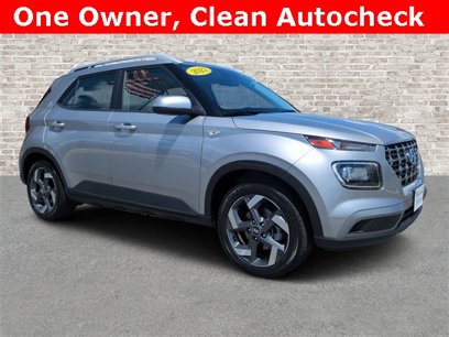 Used 2023 Hyundai Venue SEL w/ Cargo Package