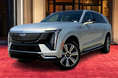 New 2025 Cadillac Escalade IQ Luxury 2