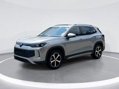 New 2025 Volkswagen Tiguan SE