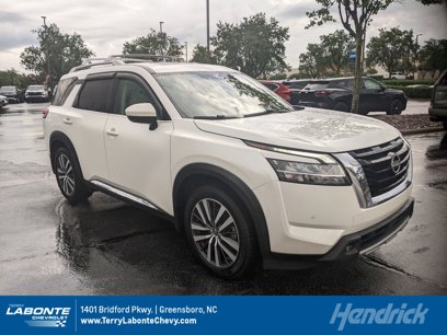 Used 2022 Nissan Pathfinder Platinum w/ Cargo Package
