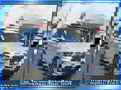 Used 2022 BMW X3 xDrive30i w/ M Sport Package 2