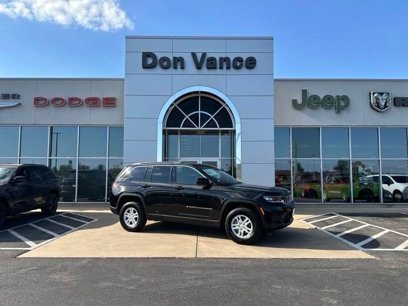 New 2025 Jeep Grand Cherokee Laredo w/ Luxury Tech Group I