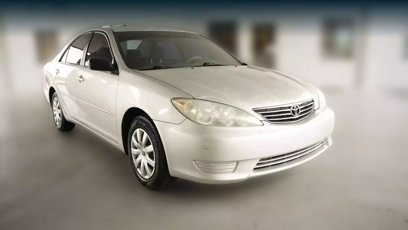 Used 2005 Toyota Camry LE