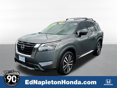 Used 2023 Nissan Pathfinder Platinum
