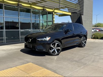 Used 2022 Volvo XC60 B5 R-Design w/ Advanced Package