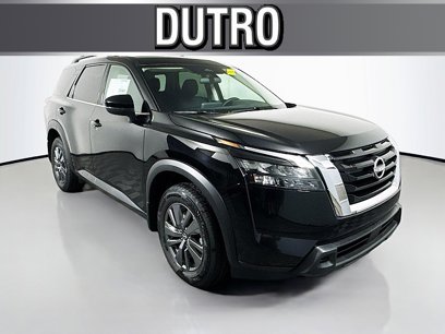 New 2025 Nissan Pathfinder SV