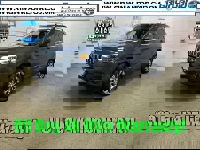 Used 2019 Jeep Cherokee Latitude Plus w/ Comfort/Convenience Group