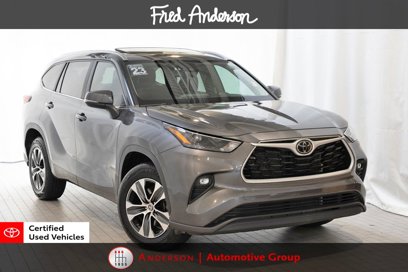 Used 2023 Toyota Highlander XLE