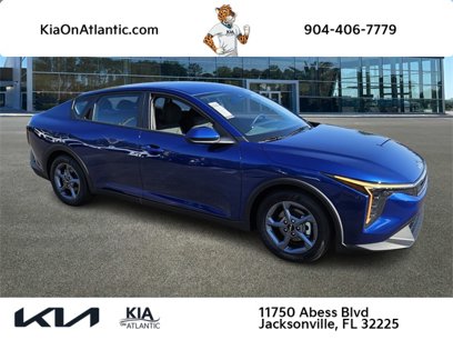 New 2025 Kia K4 LXS