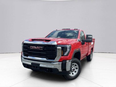 New 2025 GMC Sierra 3500 Pro w/ Convenience Package