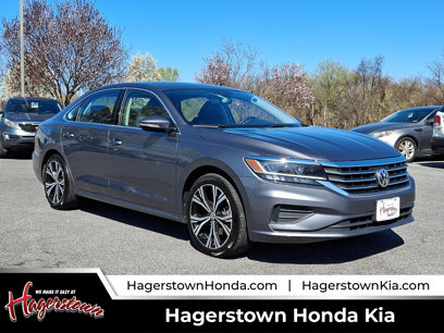 Used 2022 Volkswagen Passat 2.0T SE