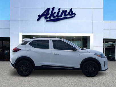 Used 2023 Nissan Kicks SR w/ SR Premium Package