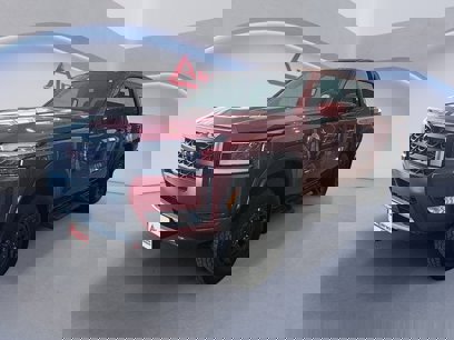 New 2025 Nissan Frontier PRO-4X w/ Fender Audio Package