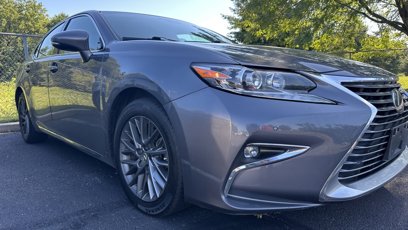 Used 2018 Lexus ES 350