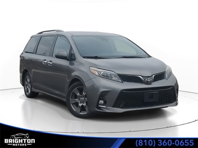 Used 2018 Toyota Sienna SE