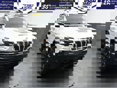 Used 2019 Jeep Cherokee Trailhawk w/ Cold Weather Group