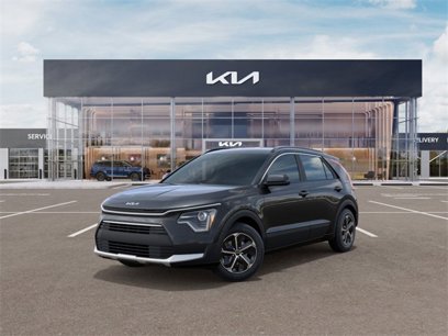 New 2025 Kia Niro LX