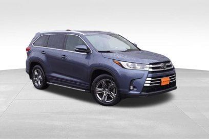 Used 2019 Toyota Highlander Limited Platinum