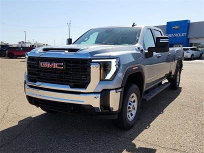 New 2025 GMC Sierra 3500 Pro w/ Convenience Package