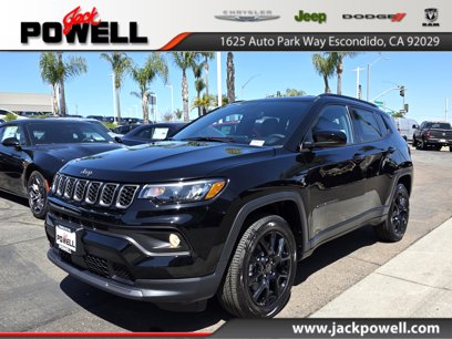 New 2025 Jeep Compass Latitude w/ Convenience Group