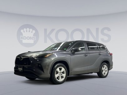Used 2023 Toyota Highlander LE