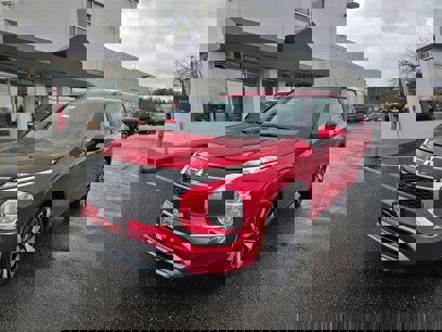 New 2025 Mitsubishi Outlander SE