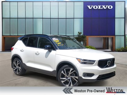 Certified 2022 Volvo XC40 T5 R-Design w/ Protection Package Premier