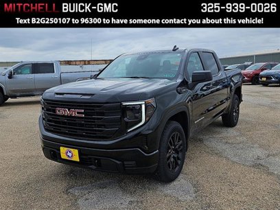 New 2025 GMC Sierra 1500 Pro w/ Graphite Edition