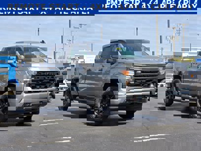 New 2025 Chevrolet Silverado 1500 Custom w/ Turbomax Blackout Package