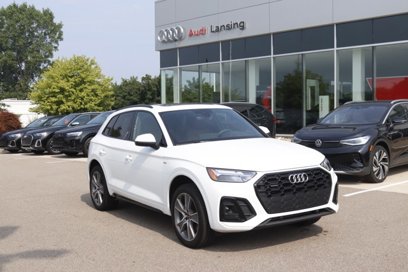 Used 2025 Audi Q5 2.0T Premium w/ Convenience Plus Package